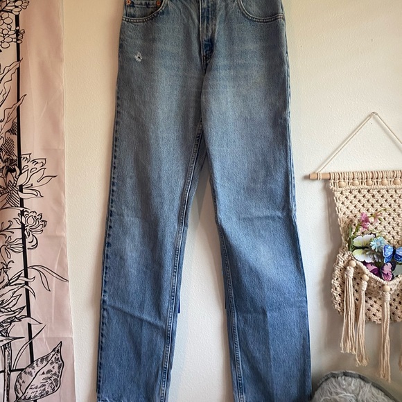 Levi Women’s vintage jeans - Picture 5 of 6